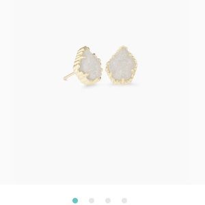 Kendra Scott Tessa Gold Stud Earrings in Iridescent Drusy